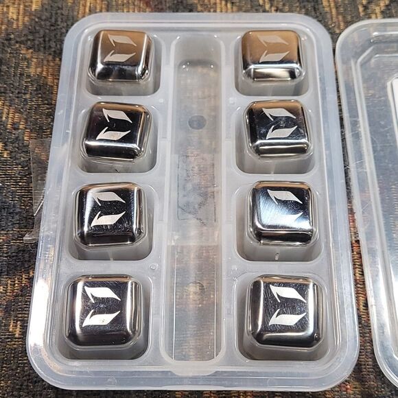 MAIGG Stainless Steel Square Ice Cubes for Whiskey, Wine, and Beverages - Picture 3 of 3
